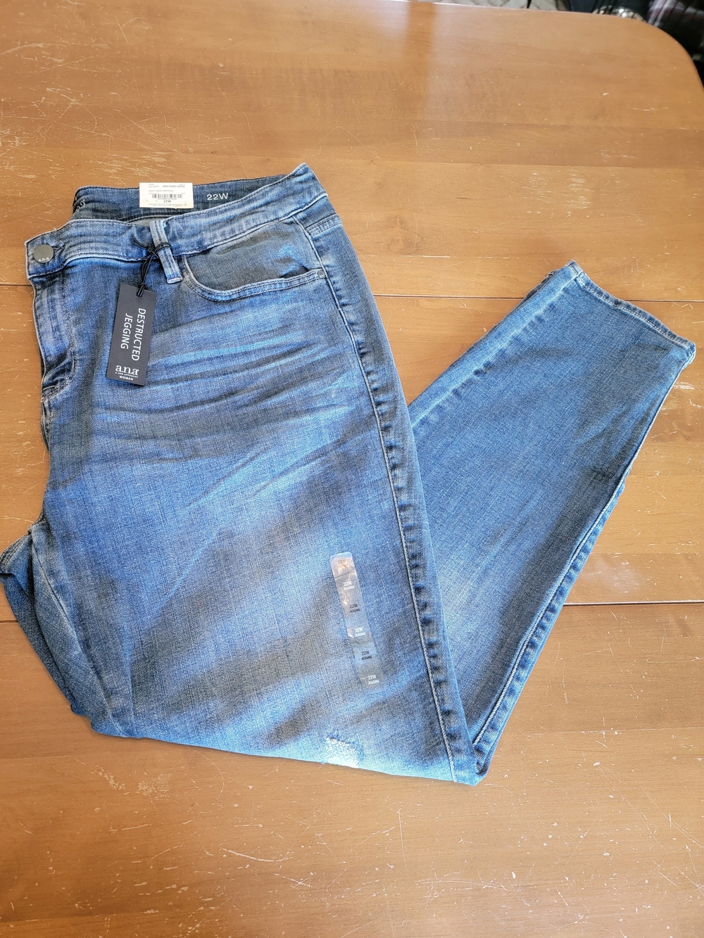 a.n.a Women's Mid-Rise Stretch Skinny Distressed Jeggings Size 22W NWT